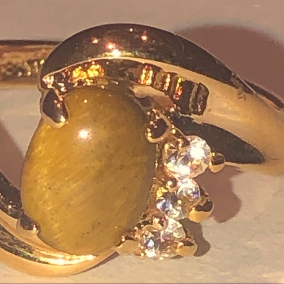 🤎18kt Gold Plated Tiger Eye Swarovski Ring🤎 - Picture 3 of 4